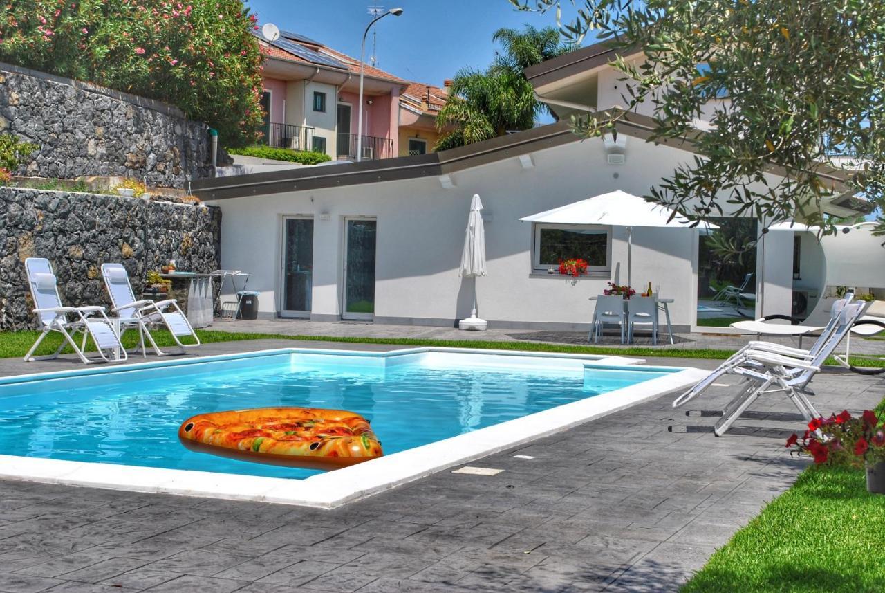 Villa Dedalisa By Holidayngo Acireale Kültér fotó